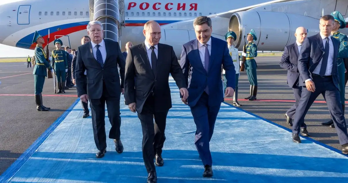 Ресей Президенті ШЫҰ саммитіне қатысу үшін Астанаға келді