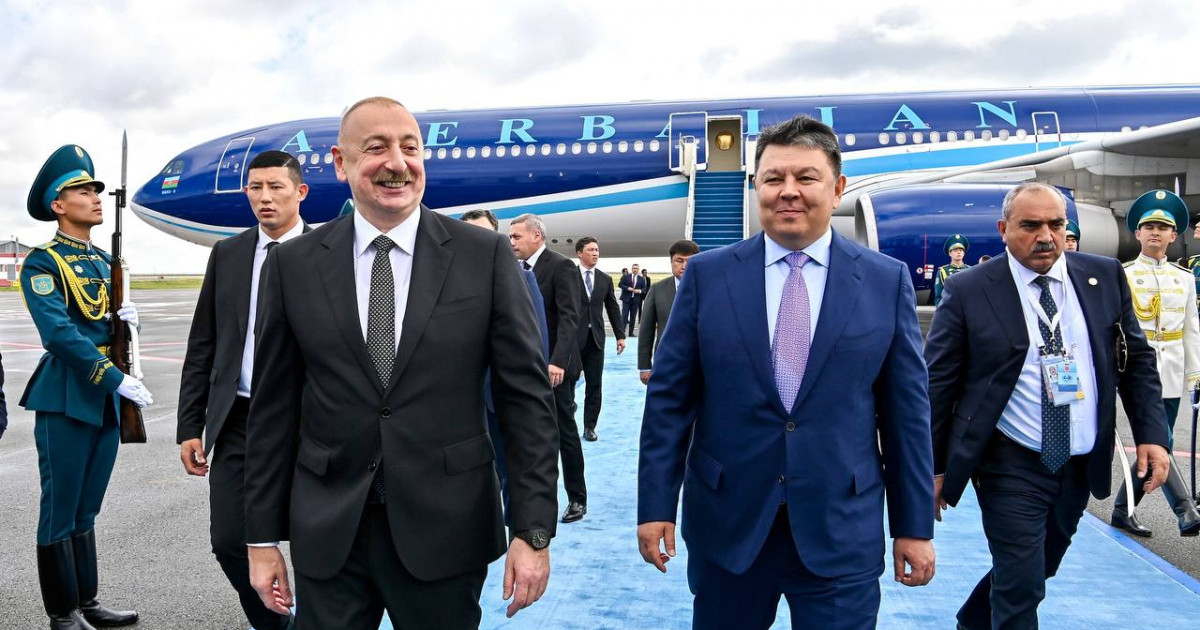 Ильхам Әлиев ШЫҰ саммитіне қатысу үшін елордаға келді