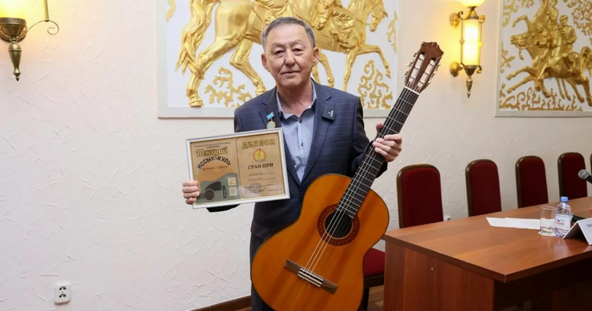 Қарағандылық ақын халықаралық фестивальде гран-при жеңіп алды