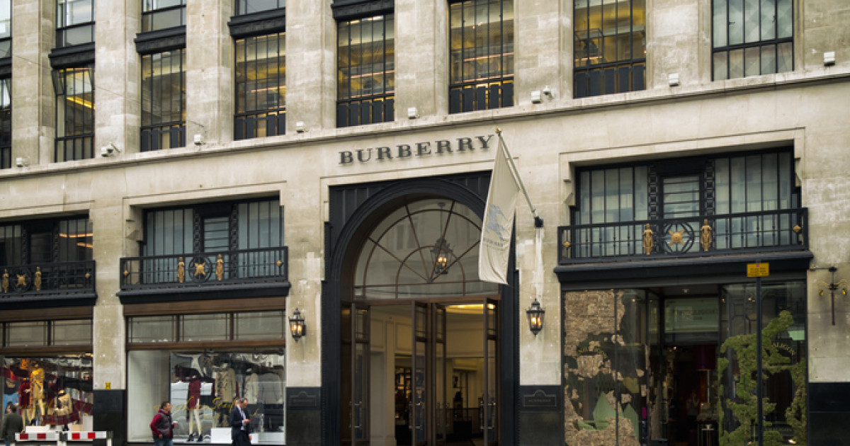 Burberry сән үйінің басшысы жұмыстан қуылды