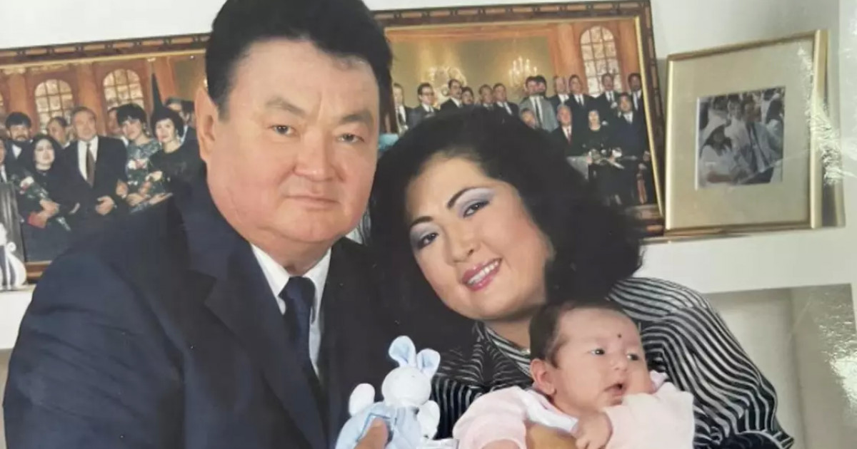 «Құны 33 мың доллар»: Мақпал Жүнісова марқұм күйеуінің қымбат сыйлығын көрсетті (ВИДЕО)