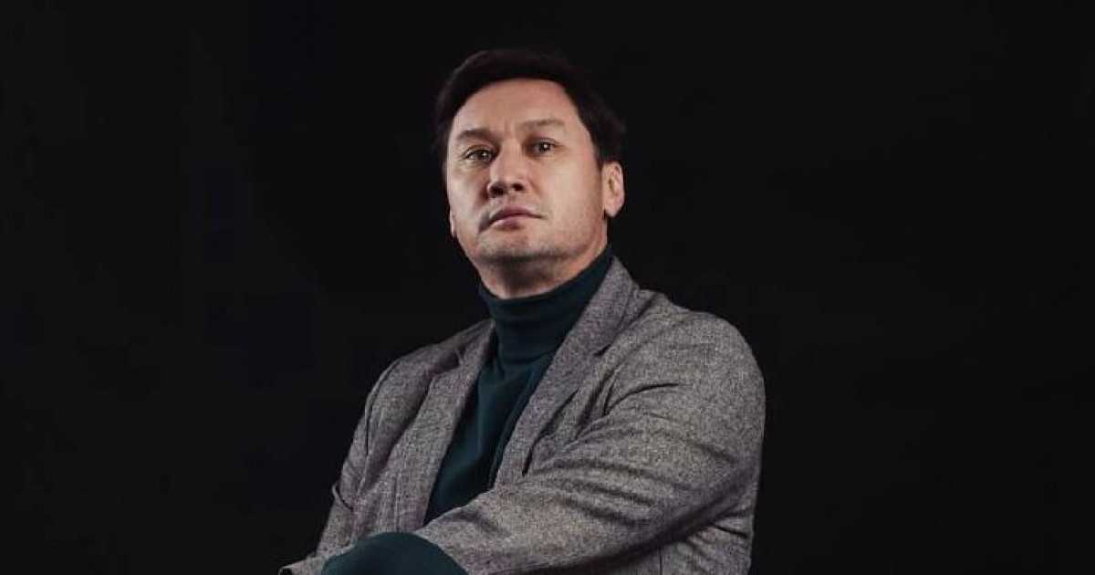 «Әуре болмаңдар»: Азамат Сатыбалды «Қазақфильмдегі» даулы мәселеге жауап берді
