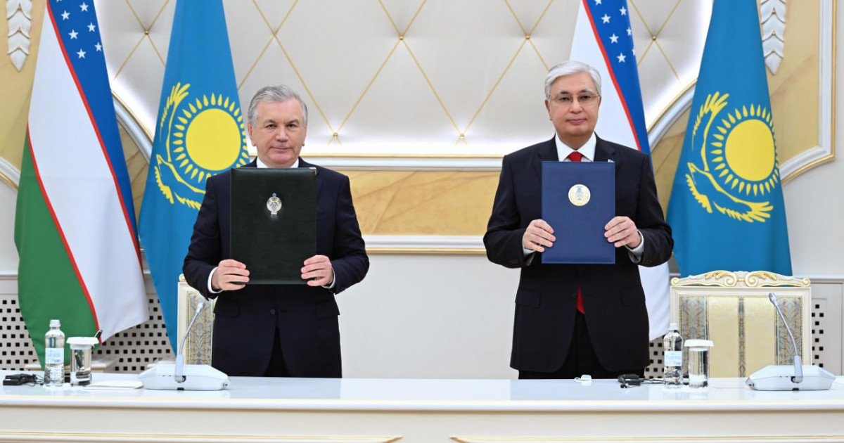 Қазақстан мен Өзбекстан президенті бірқатар маңызды құжатқа қол қойды