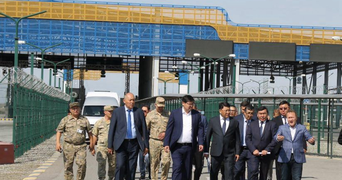 Қаржы министрі екі облыстың көлік логистика саласымен танысты