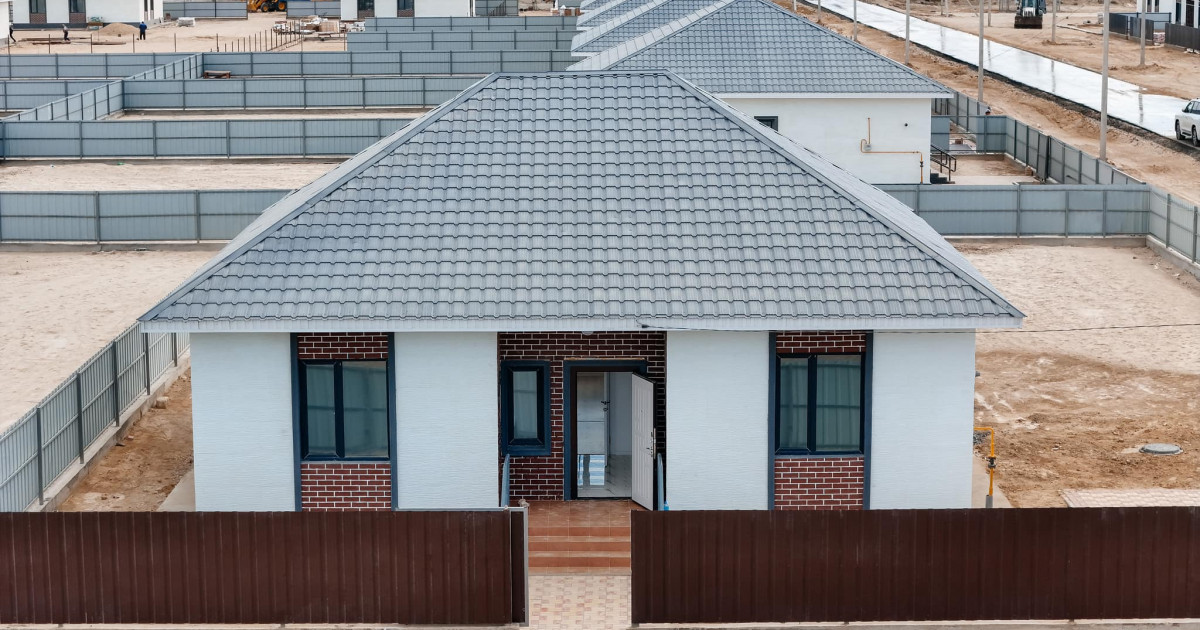 Су тасқыны: Құлсарыда 60 отбасыға жаңа үйдің кілті табысталды