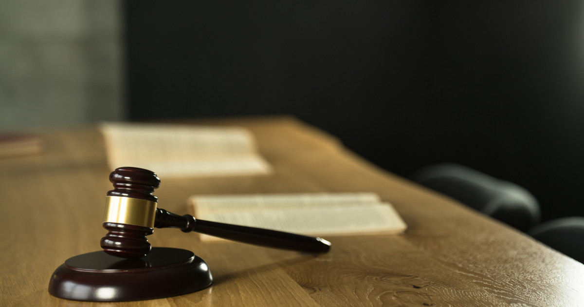Павлодарда ер адам таныс әйелді темір құбырмен ұрған