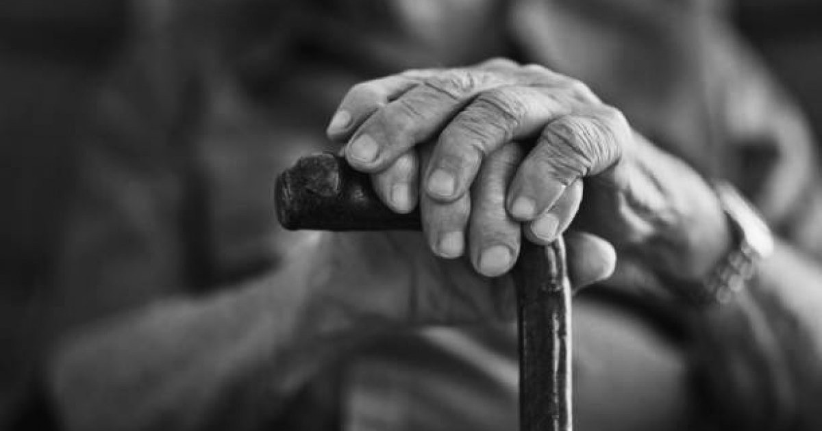 Ақтөбеде 92 жастағы кейуана сегіз баласынан алимент өндіріп алды