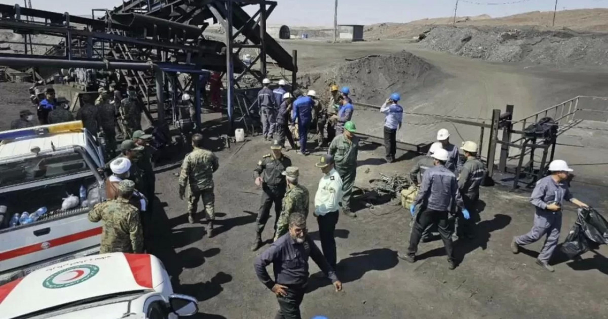 Иранда шахтада жарылыс болып, 50 адам қаза тапты