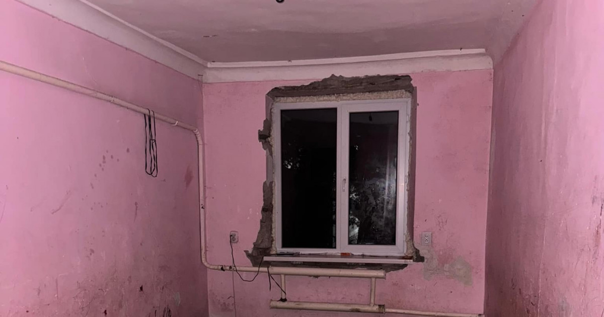 «Қайыр сұратқан»: Түркістан облысында қауіпті үйде тұрып жатқан 10 бала анықталды
