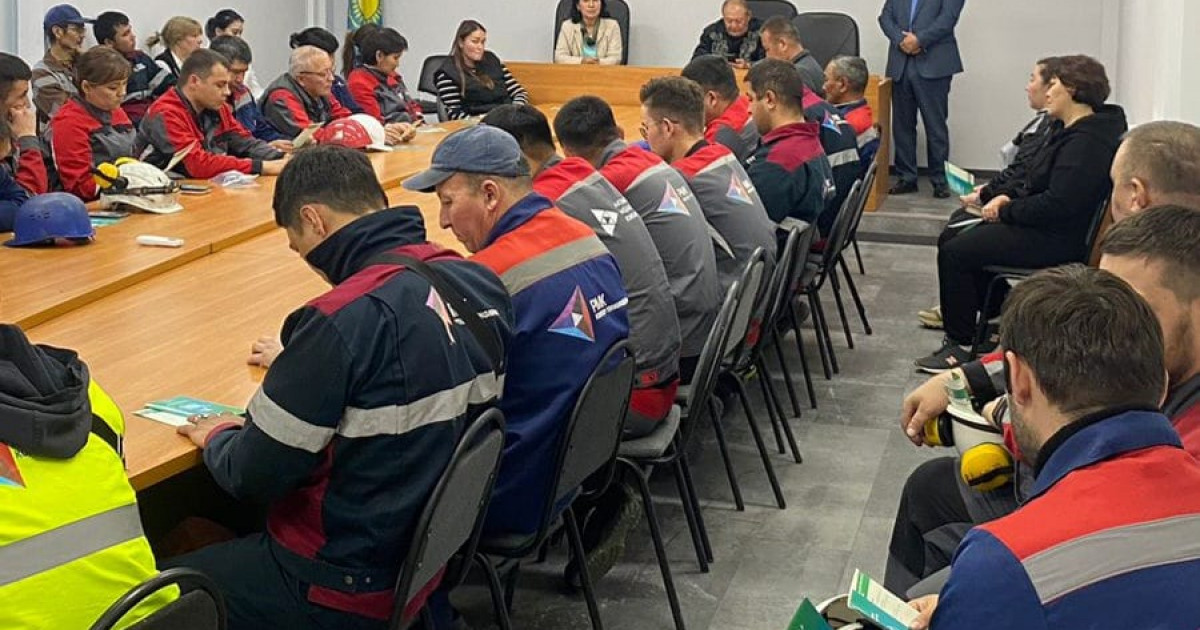 Ақтөбелік кеншілер АЭС құрылысының қоршаған ортаға әсерін талқылады