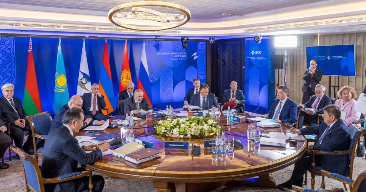 Олжас Бектенов Еревандағы Еуразиялық үкіметаралық кеңес отырысына қатысты