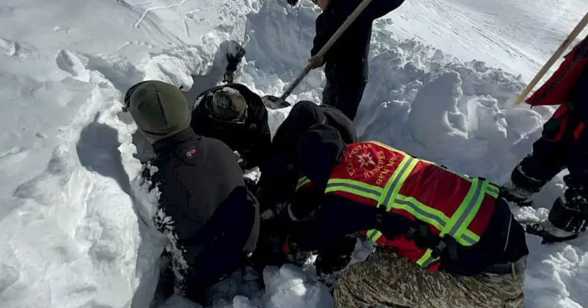 Қар көшкіні басып қалған алты адамның мәйіті табылды