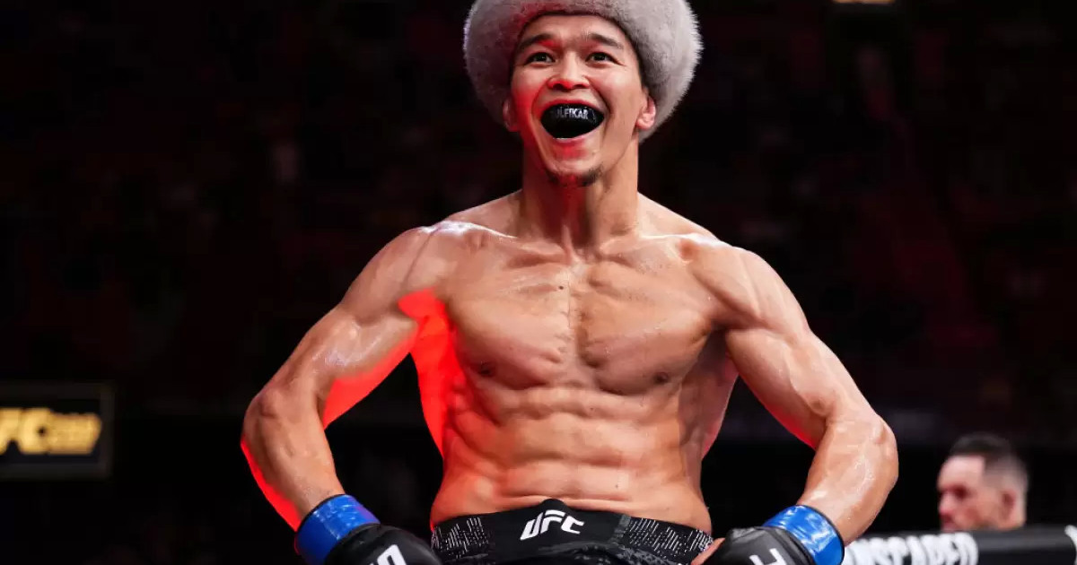 Бүгін түнде Асу Алмабаев UFC-дегі төртінші жекпе-жегін өткізеді