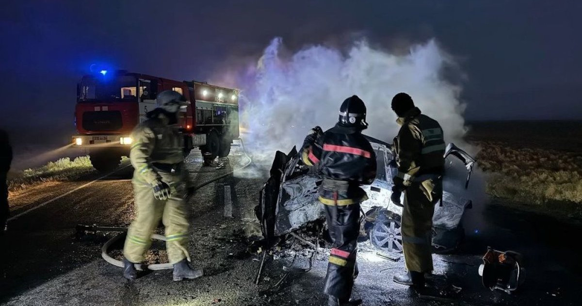 Атырау облысында жол апаты болып, төрт адам жанып кетті