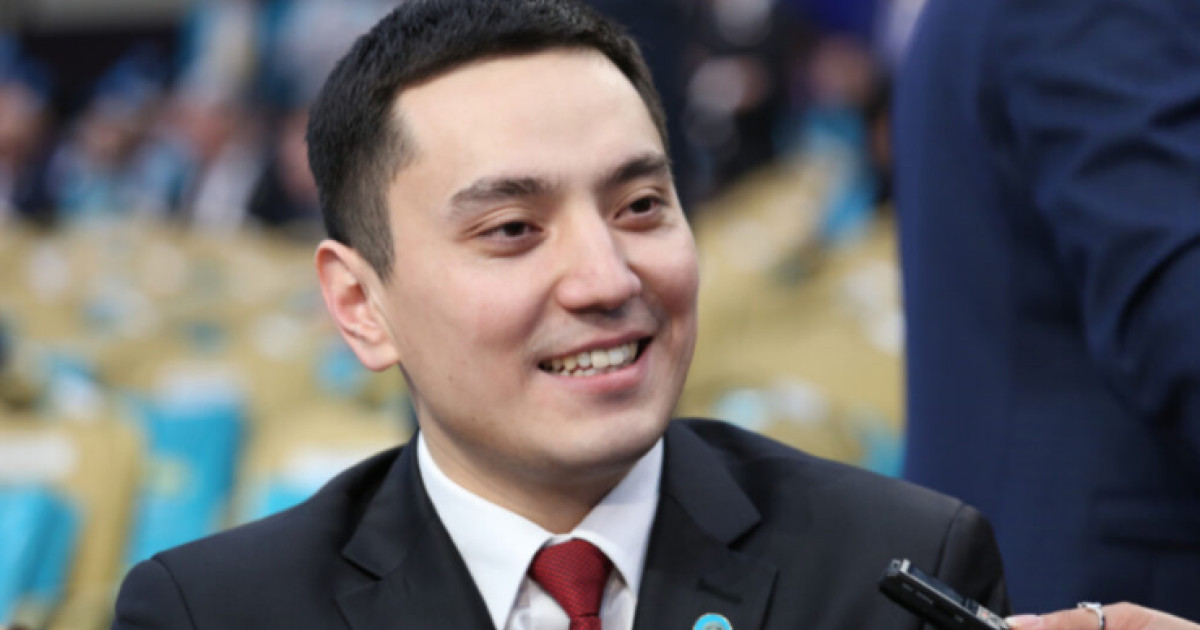 «Өзімнен жеті жас үлкен әйелге ғашық болып қалдым» – Нұрлан Әлімжан