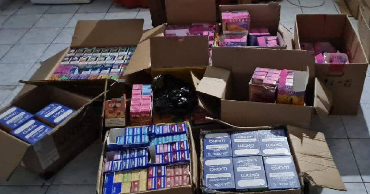 Риддерде 10 млн теңгенің вейпі бар қойма анықталды