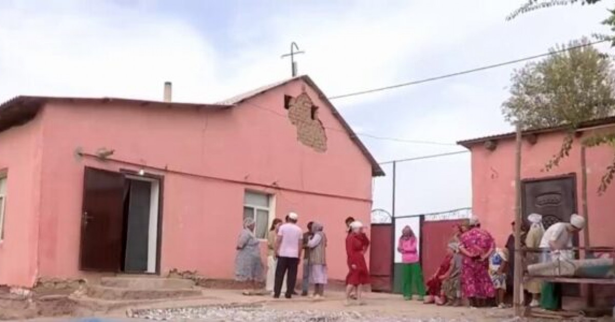 Оқушы қыз бен анасын ұрып өлтірген экс-мұғалімнің ісі ашық сотта қаралады