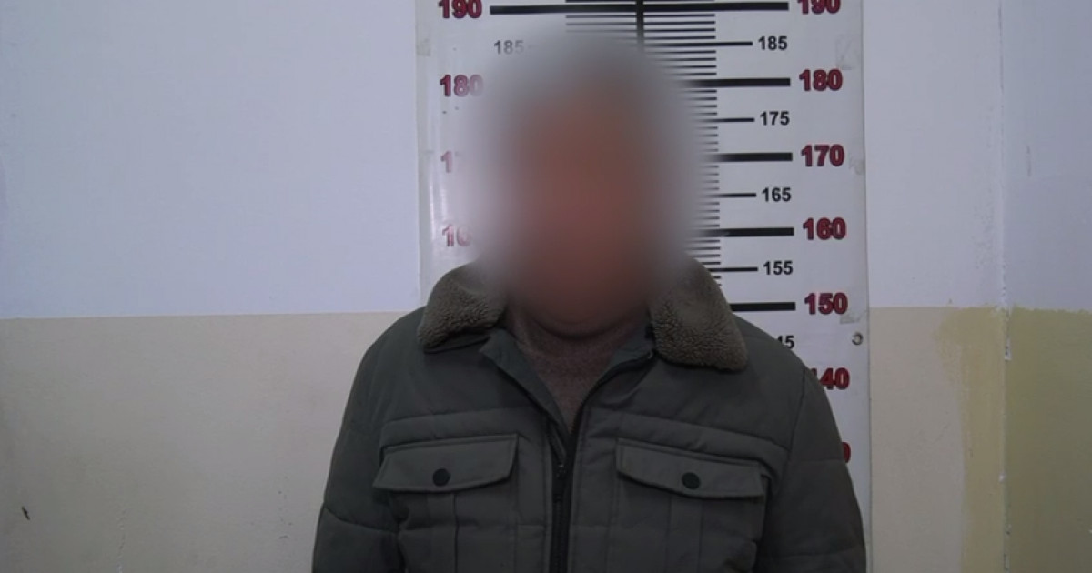 Алматыда автобуста әйелді ұрған 66 жастағы ер адам ұсталды