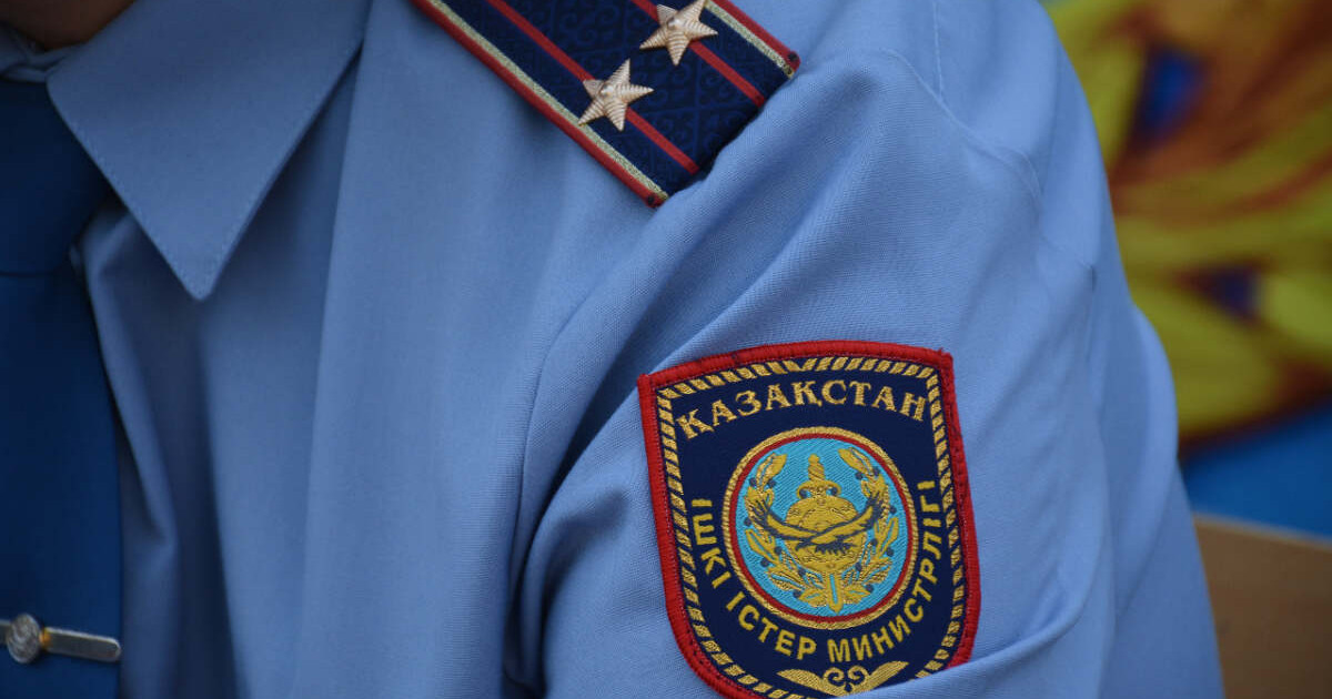 Атырауда жас жігітті үйінің алдында өлтіріп кеткен