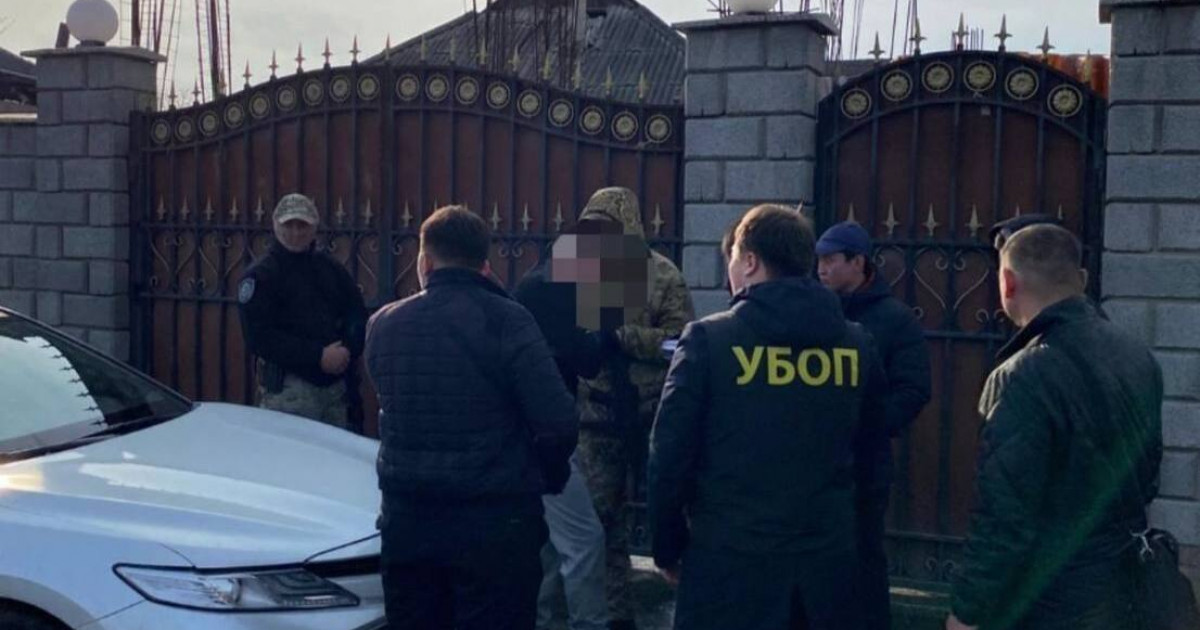 Үштөбе қаласында кәсіпкерді бопсалаған блогер ұсталды (ВИДЕО)