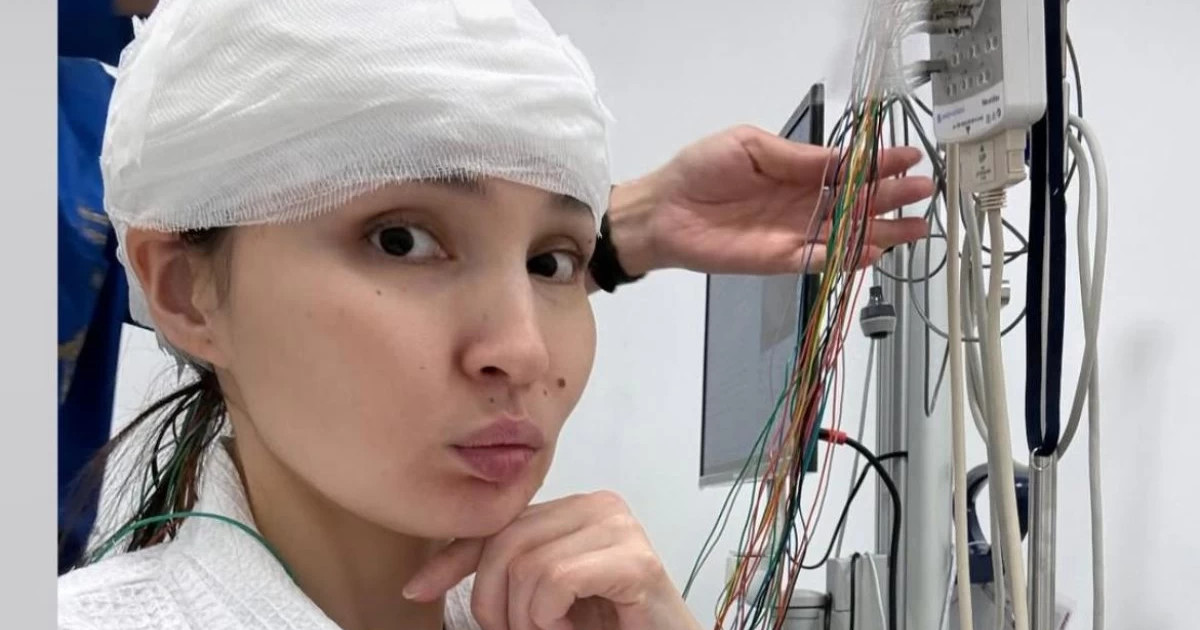 «Тыныс алу азап болды»: Жұлдыз Әбдікәрімова белгісіз дертке шалдыққанын айтты