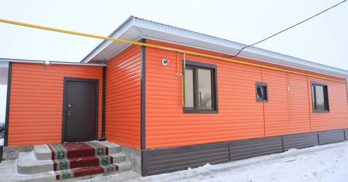 Ақтөбе облысында кәсіпкер өз жұмысшыларына үй салып берді (ФОТО)