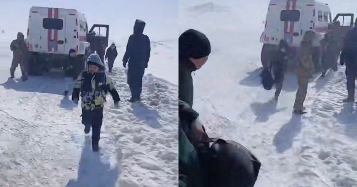 Абай облысында әскерилер боранда қалып қойған 32 жолаушыны құтқарды