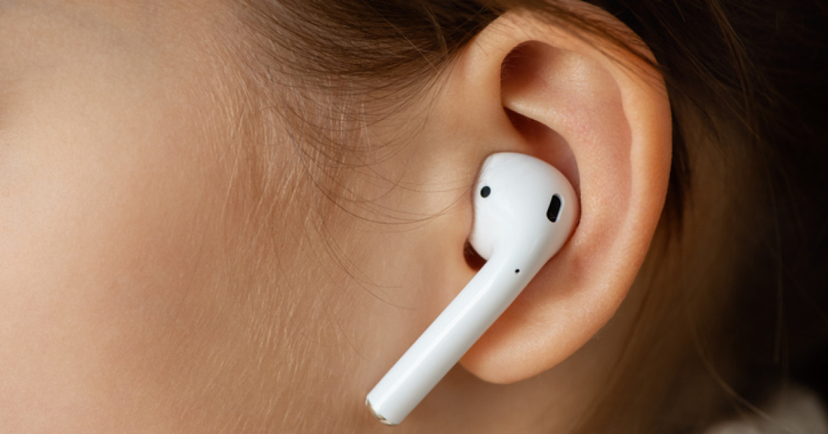 Қыркүйектен бастап AirPods құлаққаптары сөзбе-сөз аударма жасай алатын болады