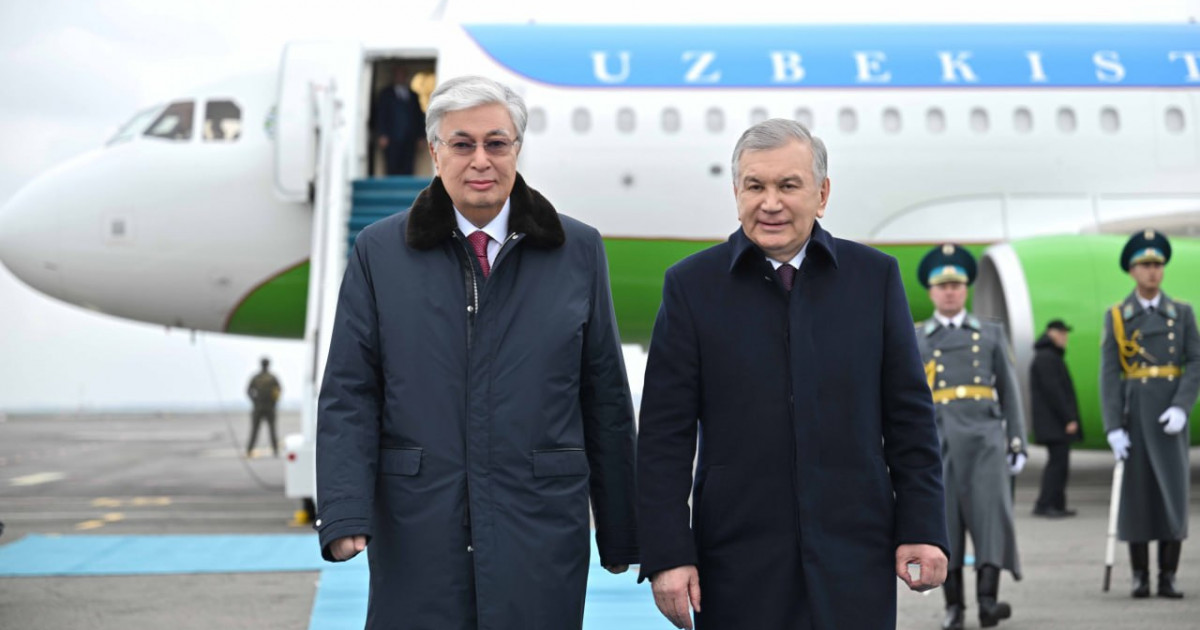 Өзбекстан Президенті Қазақстанға жұмыс сапарымен келді