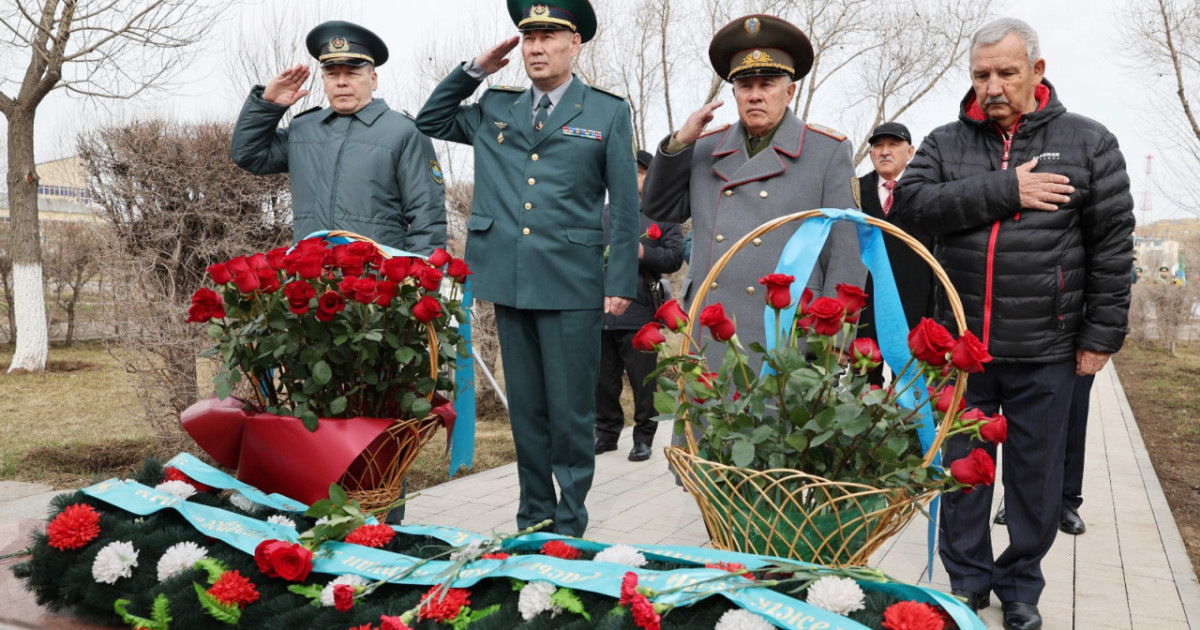 Ұлттық ұлан «Қазбаттың» әскери қызметшілеріне құрмет көрсетті
