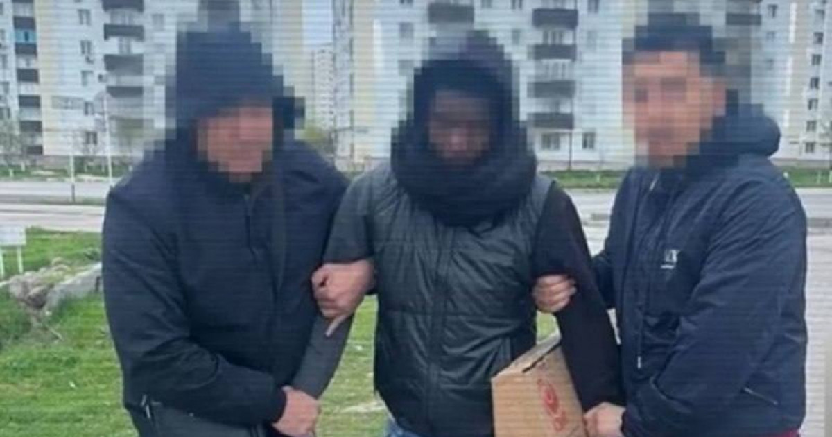 Шымкентте есірткі сатқан кәсіби футболшы мен актер ұсталды