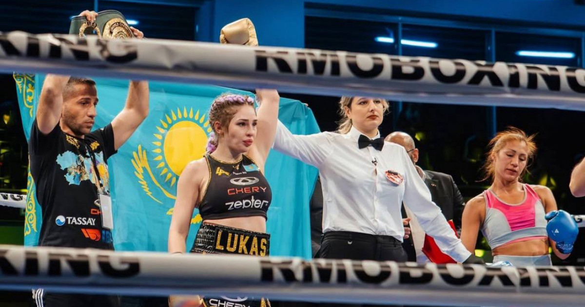 Ангелина Лукас абсолютті чемпион атағы үшін жекпе-жекке шығады