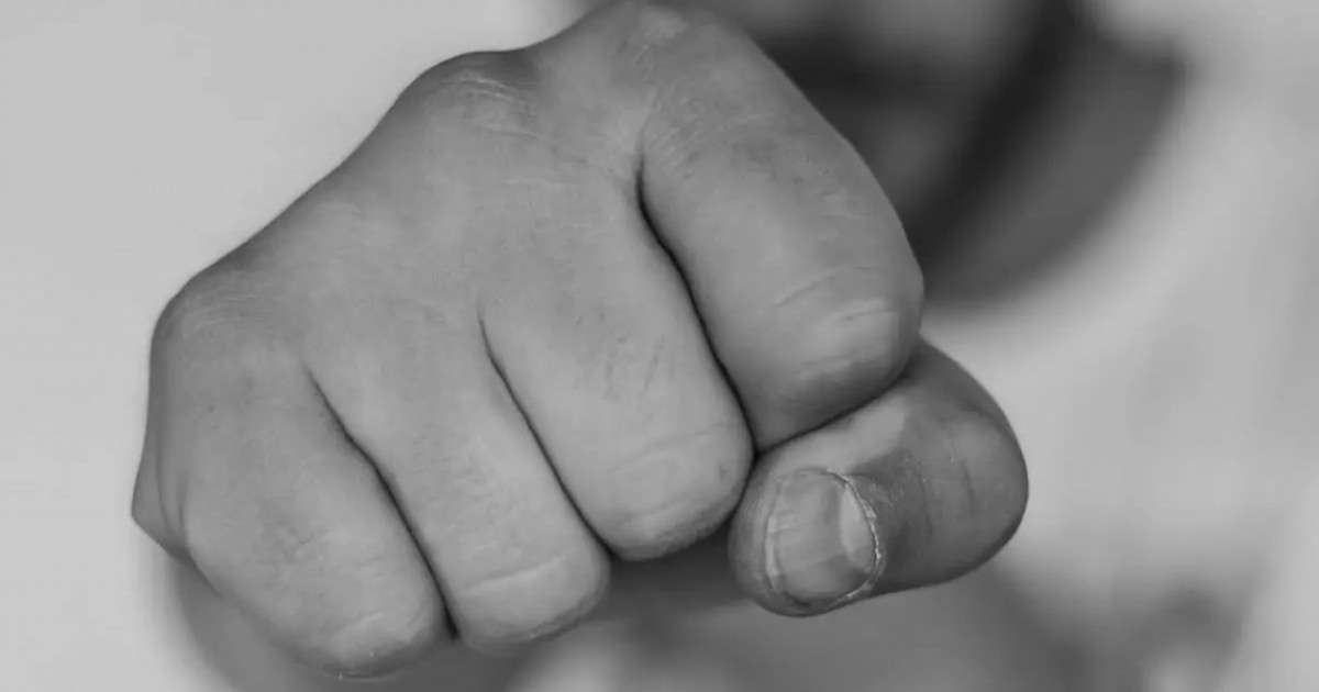 Жезқазғанда ер адам әйелінің жұмыс орнын ойрандап кетті