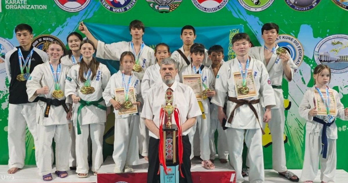 Жас каратэшілер Азия кубогінде 14 алтын жүлде еншіледі