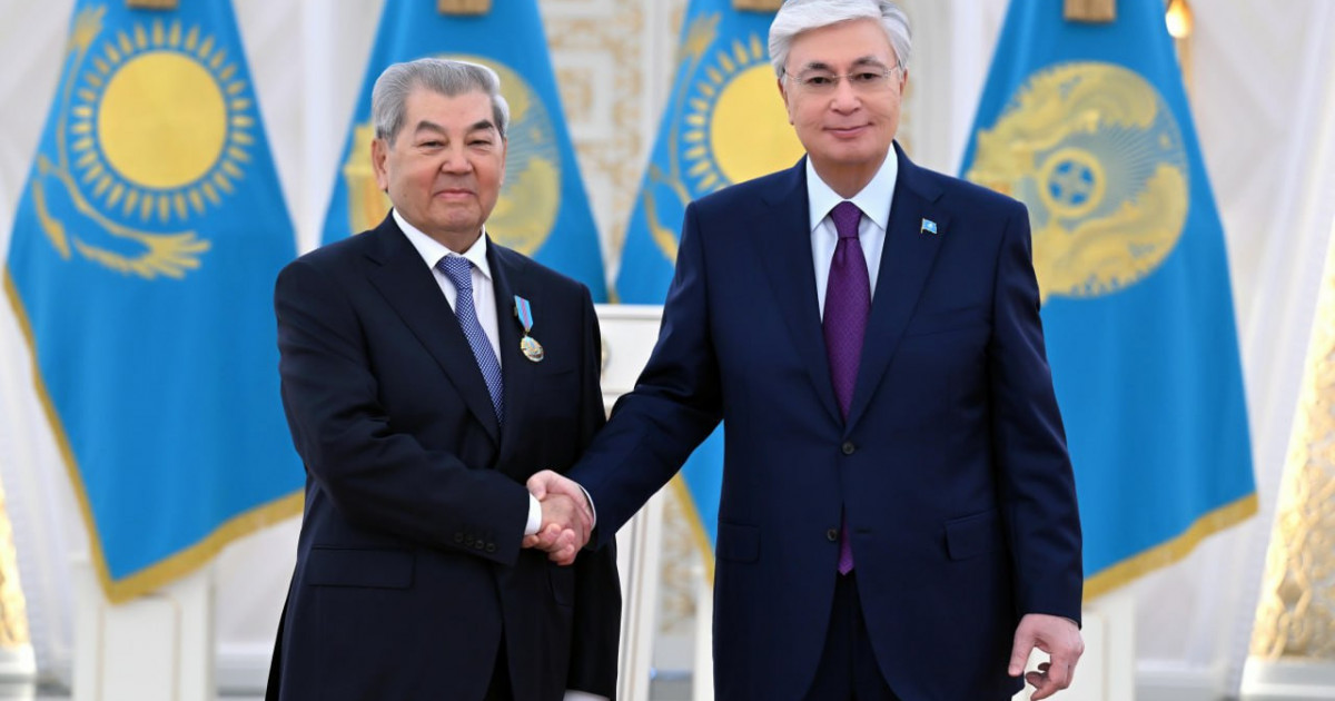 Президент Қуаныш Сұлтановқа «Отан» орденін cалтанатты түрде табыстады