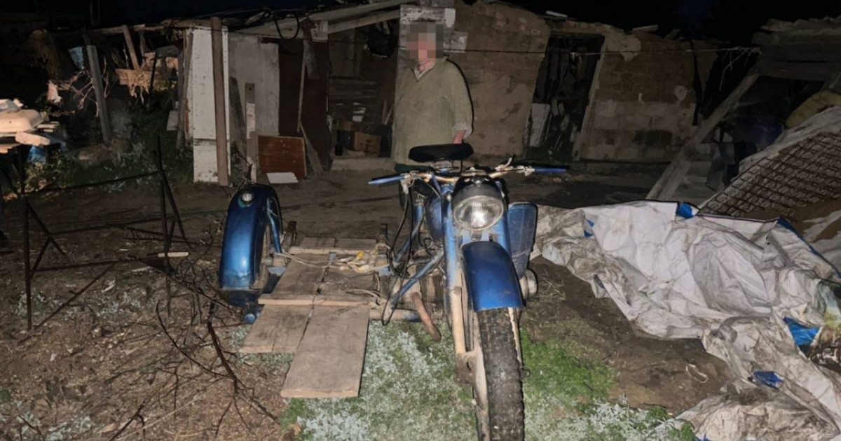 Жас жігіт ауылдасының мотоциклін ұрлап, орманға апарып тастаған