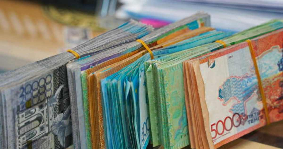 Түркістан тұрғыны жұмыс істеген жерінен 10 млн теңге өндіріп алды