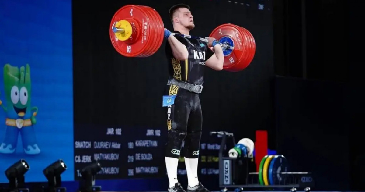 Қазақстандық ауыр атлет Азия чемпионатының күміс жүлдегері атанды