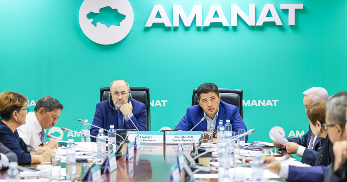 «AMANAT» партиясы ауыз су мәселесін жүйелі түрде шешуді талап етеді