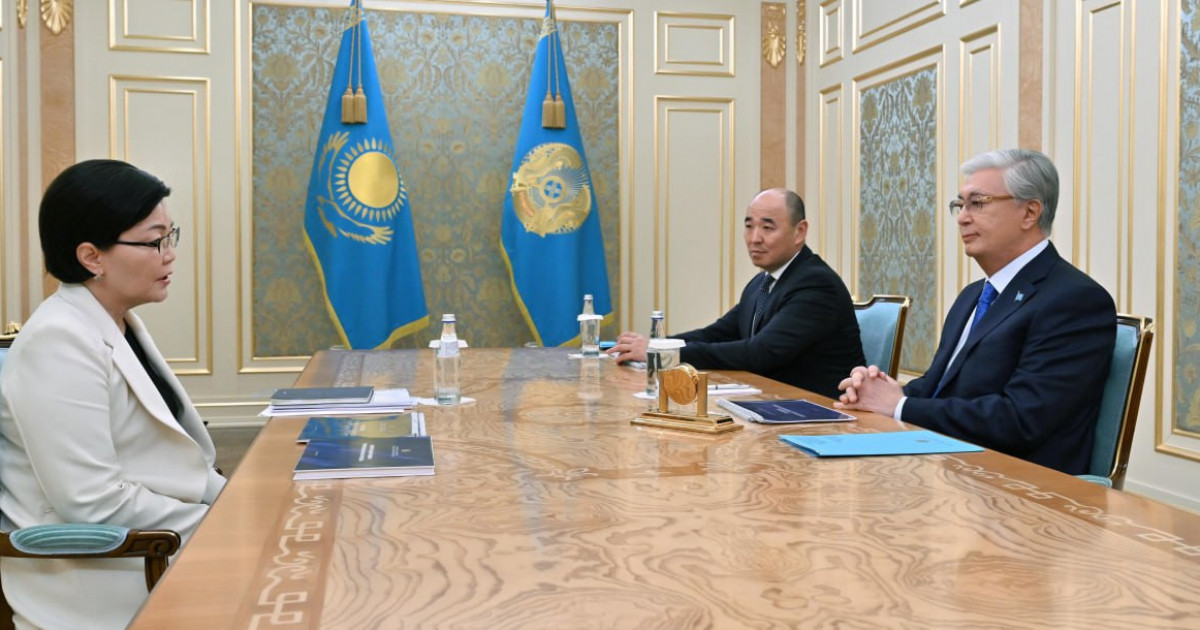 Президент Еңбек және халықты әлеуметтік қорғау министрі Светлана Жақыпованы қабылдады