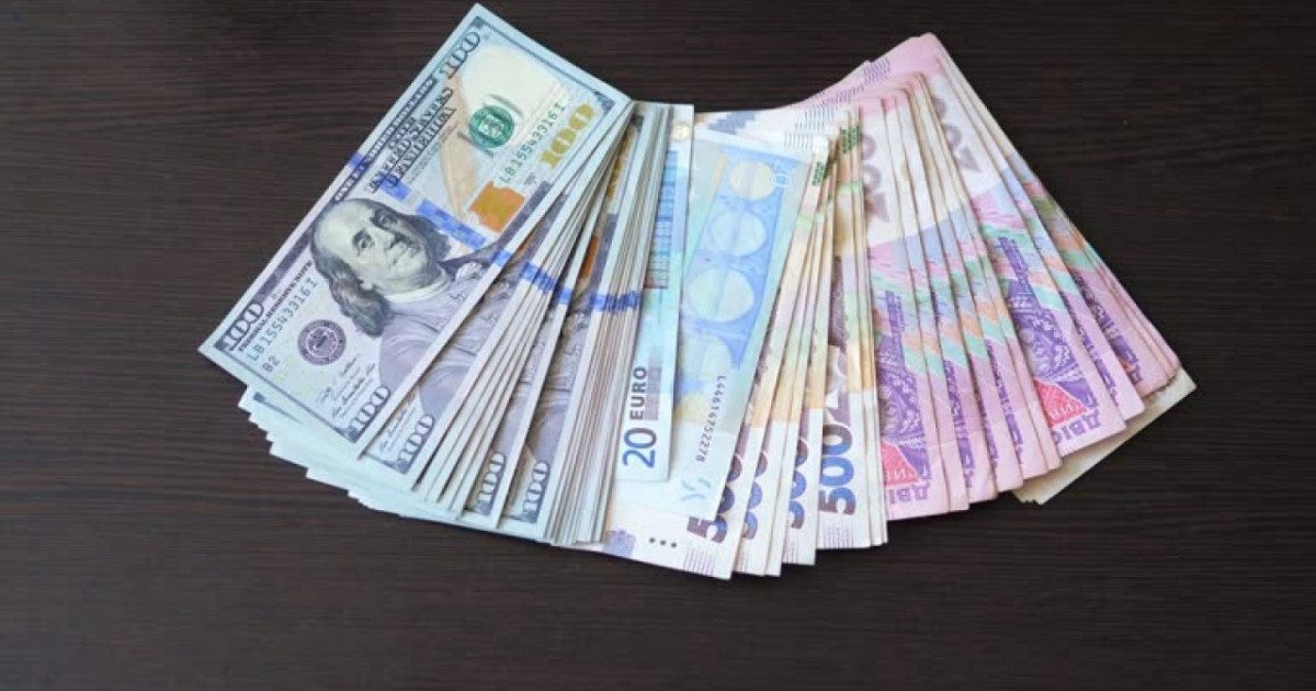 Бүгін доллар қанша теңгеден саудаланып жатыр