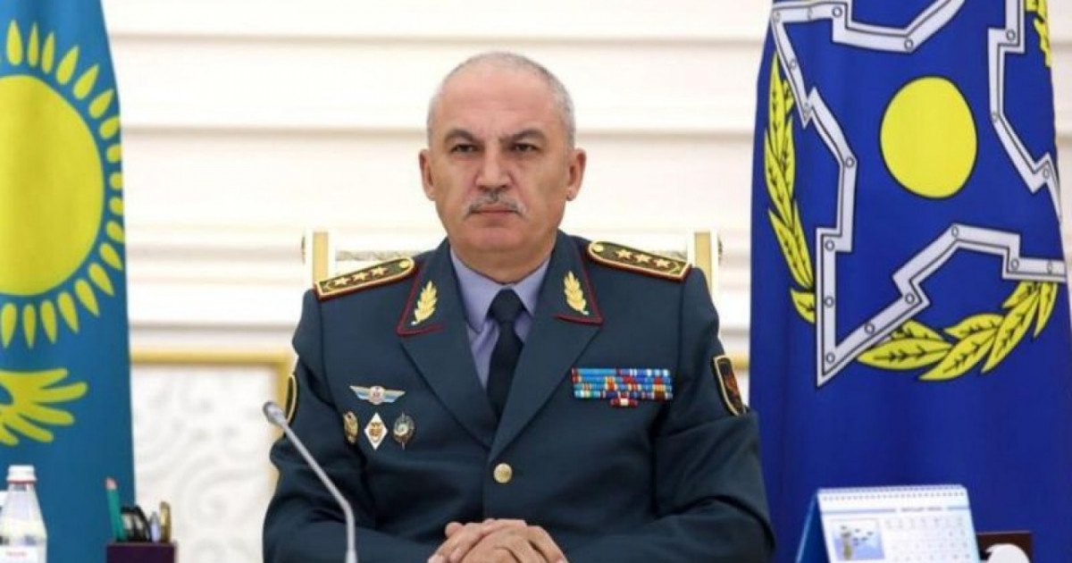 Мемлекет басшысы Руслан Жақсылықовты Қорғаныс министрі лауазымынан босатты