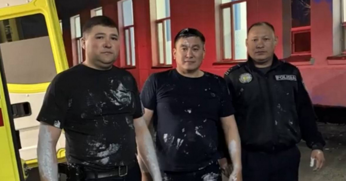 Текеліде полицейлер бояуға уланған жігітті құтқарды