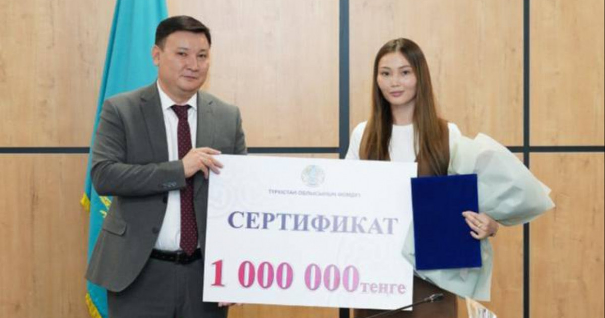 Түркістан облысының әкімдігі каратэші Әсел Қанайға 1 млн теңге берді