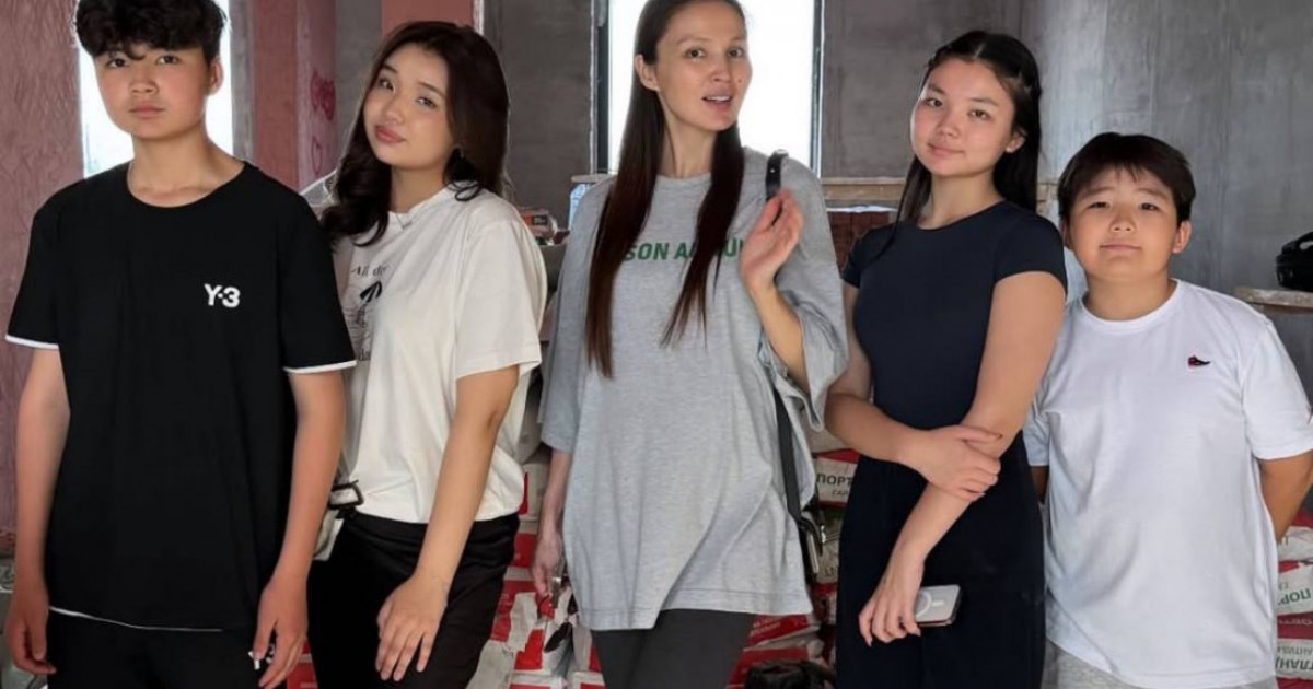 «Бұл күнді ұзақ күттік»: Жұлдыз Әбдікәрімова балалары туралы айтты