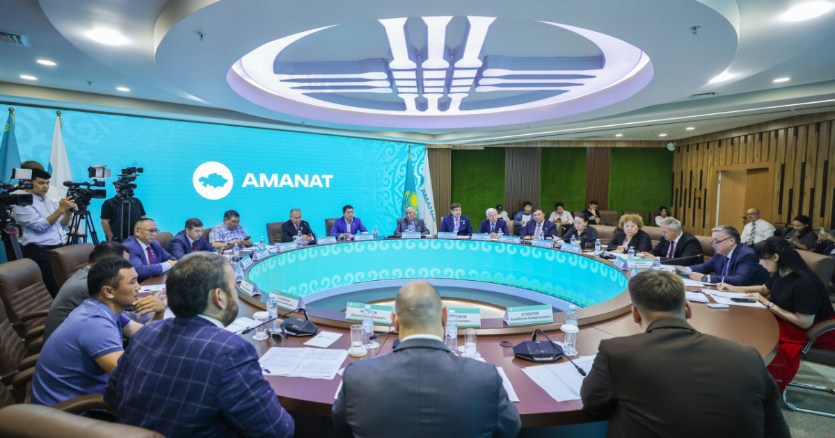 «AMANAT» партиясы автокөлік контрабандасына қарсы күресті күшейтуді талап етуде
