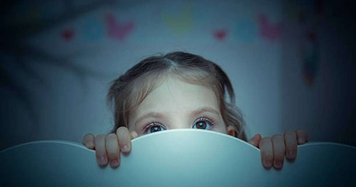 Моншадағы жалаңаш әйелімнің видеосы