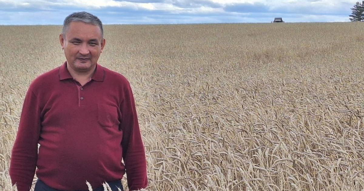 Қынаптың кең порно фотосуреттері Екатерина Андреева және секс фотосуреттері