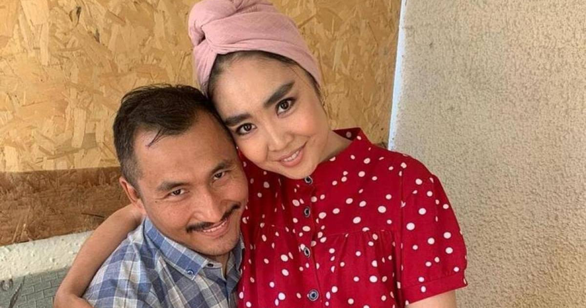 Фемдом шарлары әйел үстемдігі фетиш порно секс Настя Бакаеваның қатысуымен порно