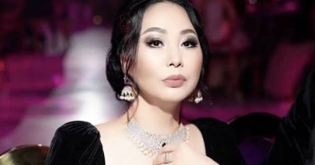 Порнодағы жетілген орыс әйелдері